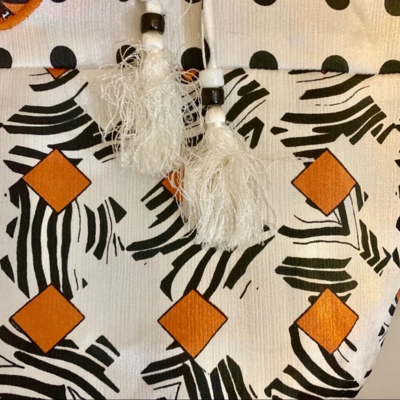 Vintage Bronze Black & White blouse with tassles - Picture 4 of 6